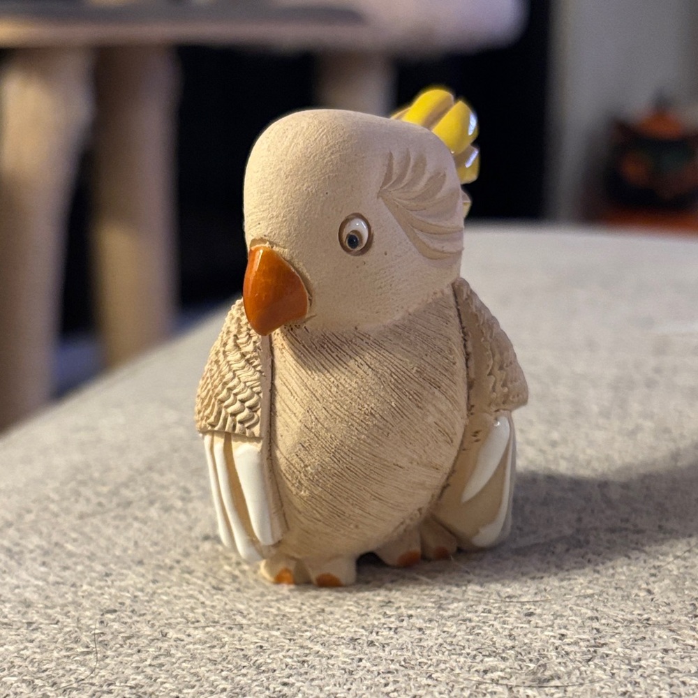 Artesania Rinconada cockatoo figurine